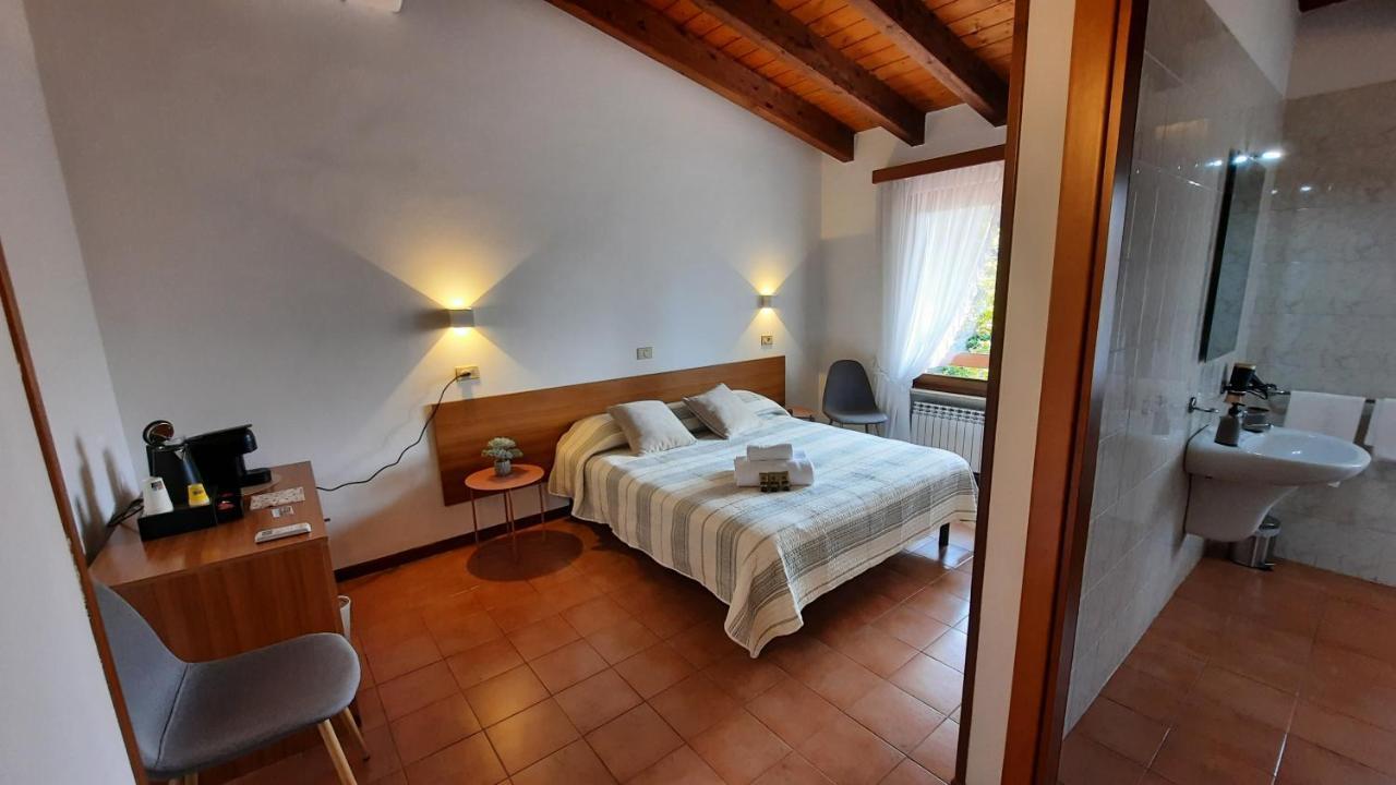 Elisa Holidays Puegnago Extérieur photo